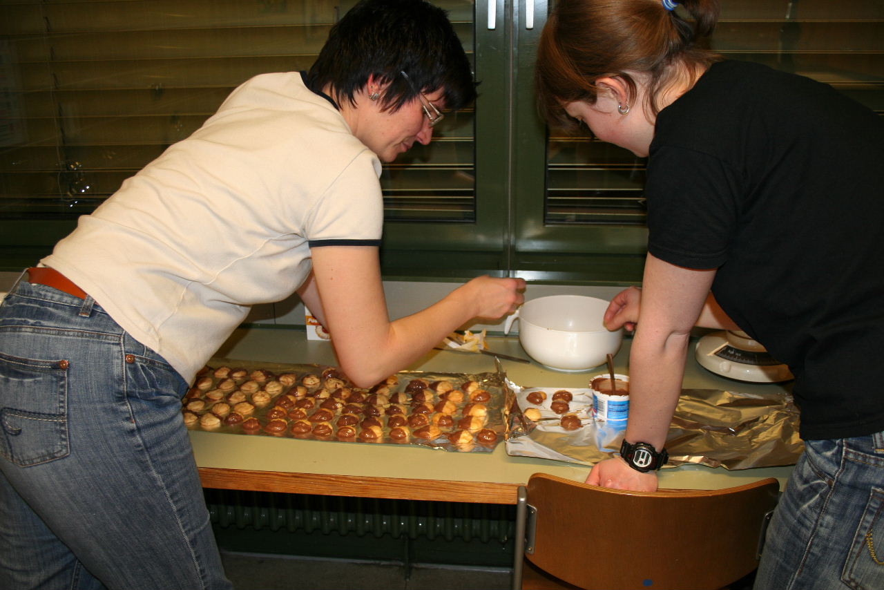 Image 15 of 25  -  164 kB